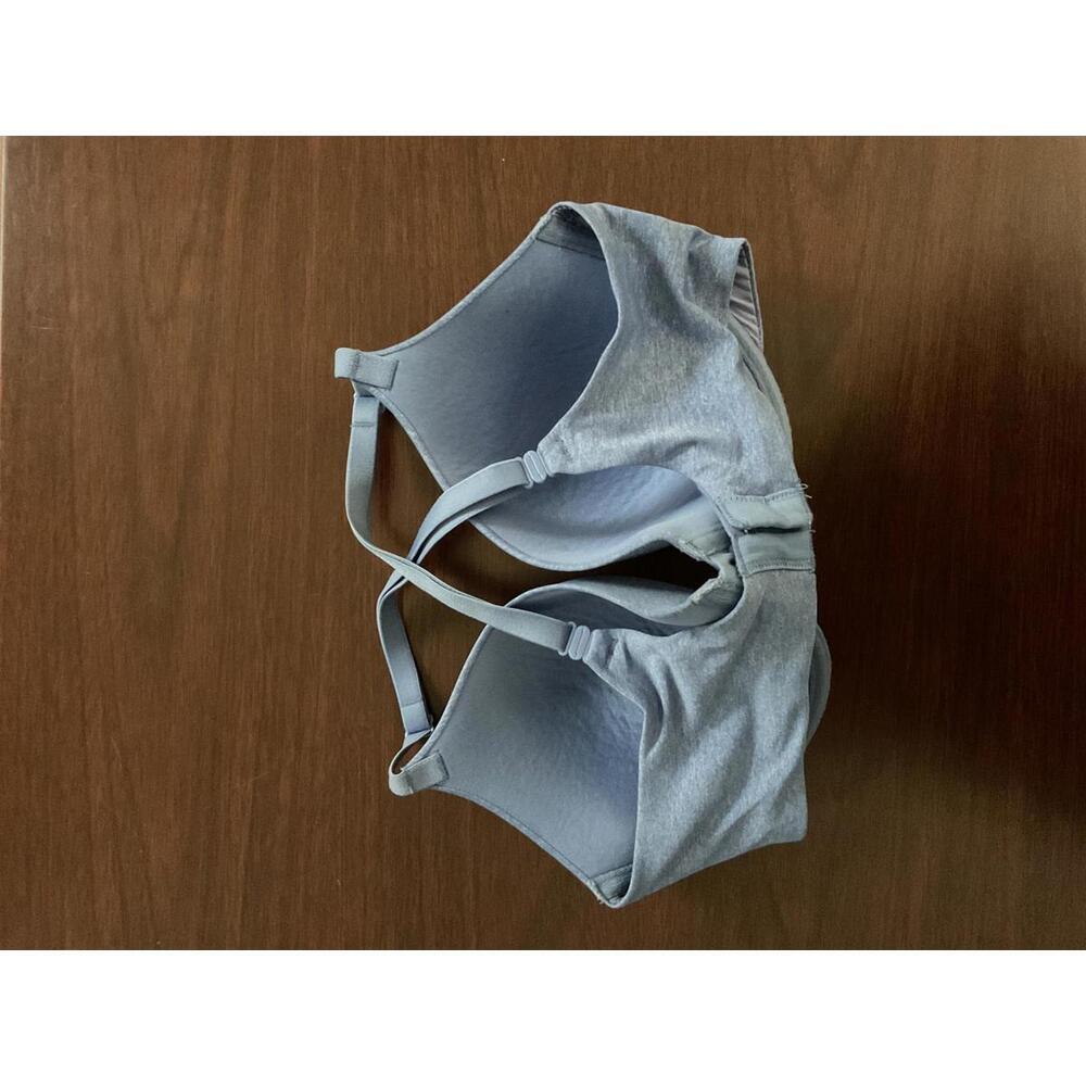 Victoria’s Secret 34D uplift semi Demi padded underwire bra - Picture 3 of 8